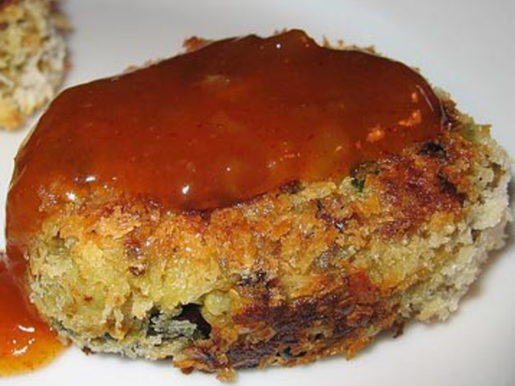 Frittelle di formaggio con salsa caramellata di peperoni
