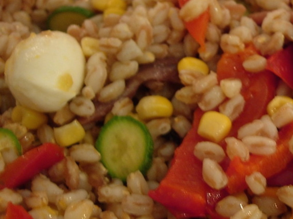 Insalata di farro e orzo
