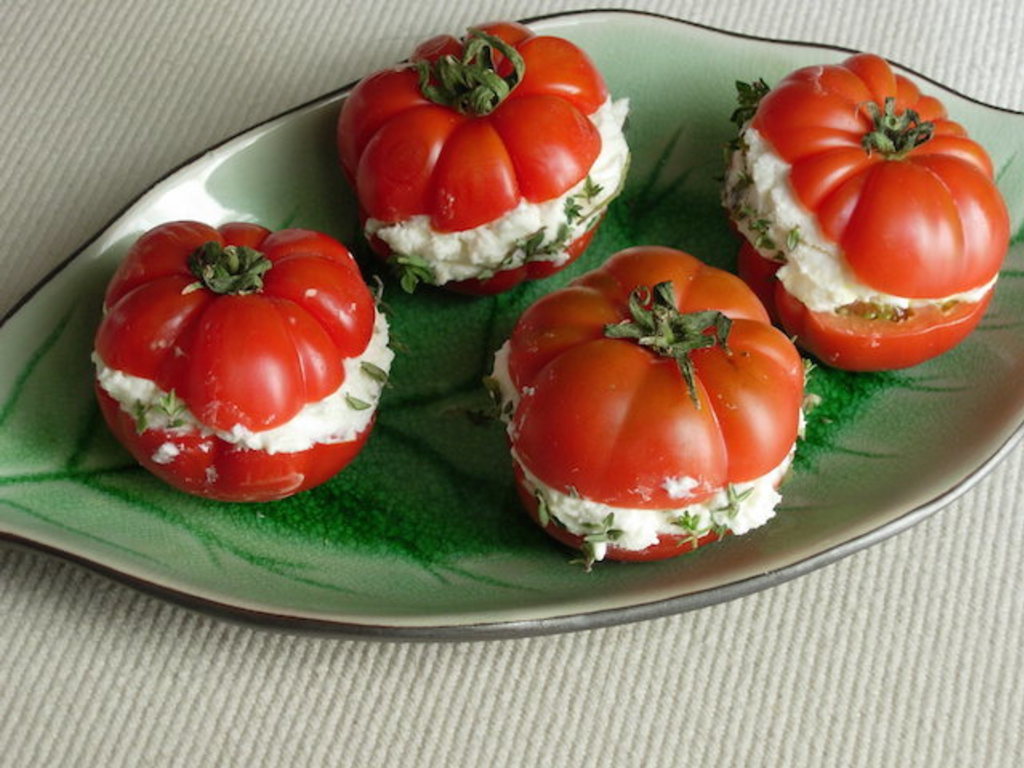 Pomodori ripieni estivi