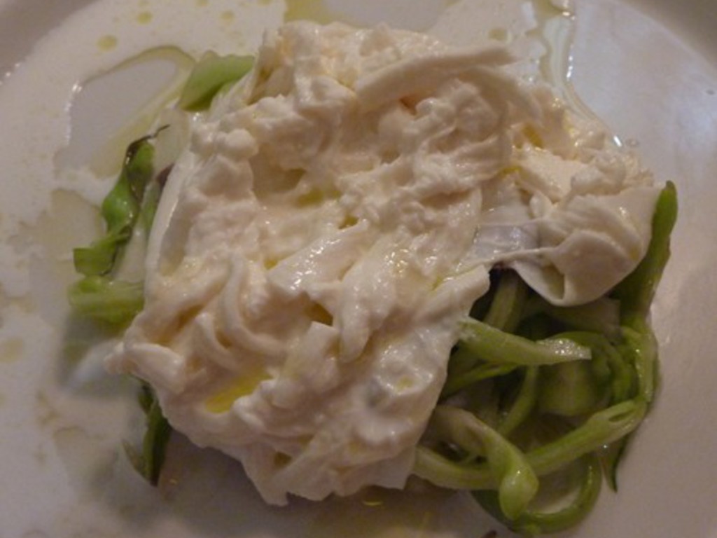 Puntarelle con la burrata e capperi