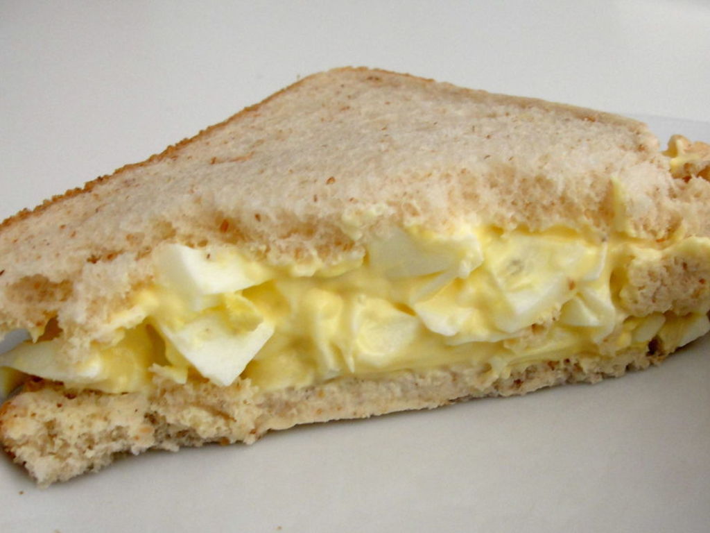 Sandwich di uova sode