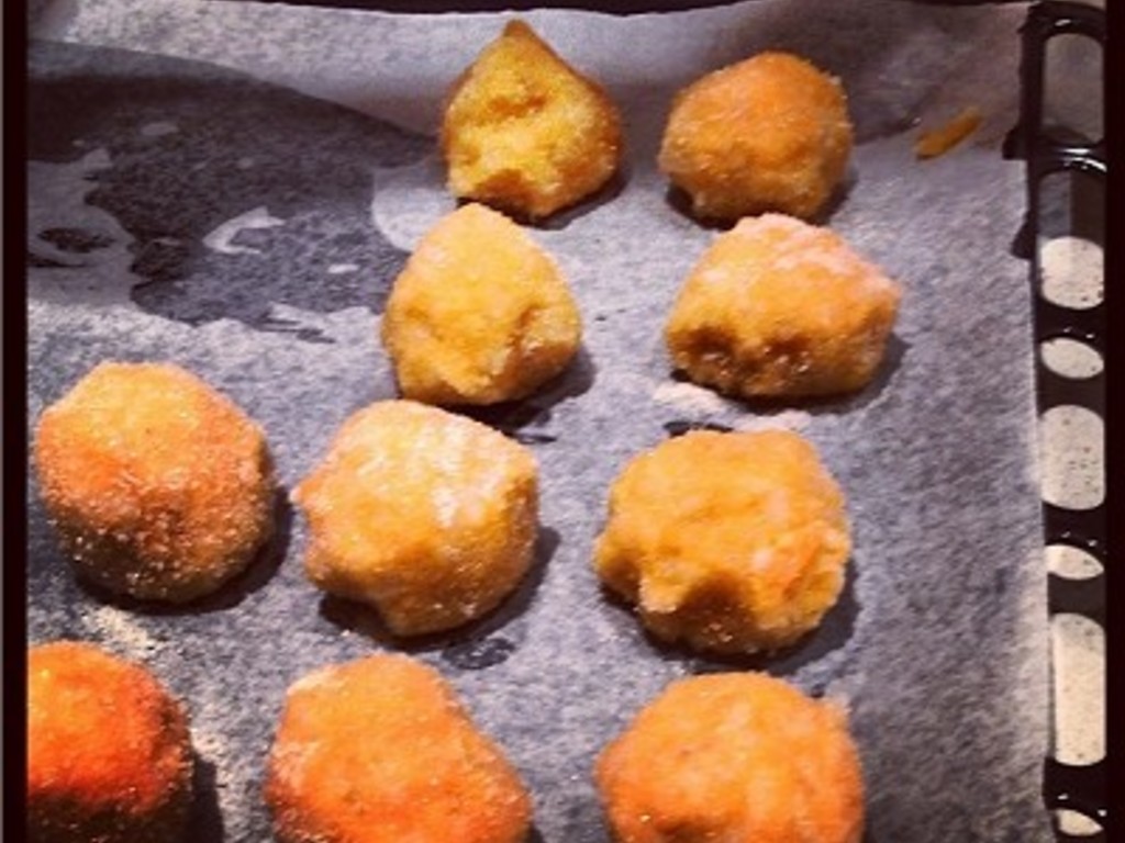 Frittelle riso&frutta e centrifugato