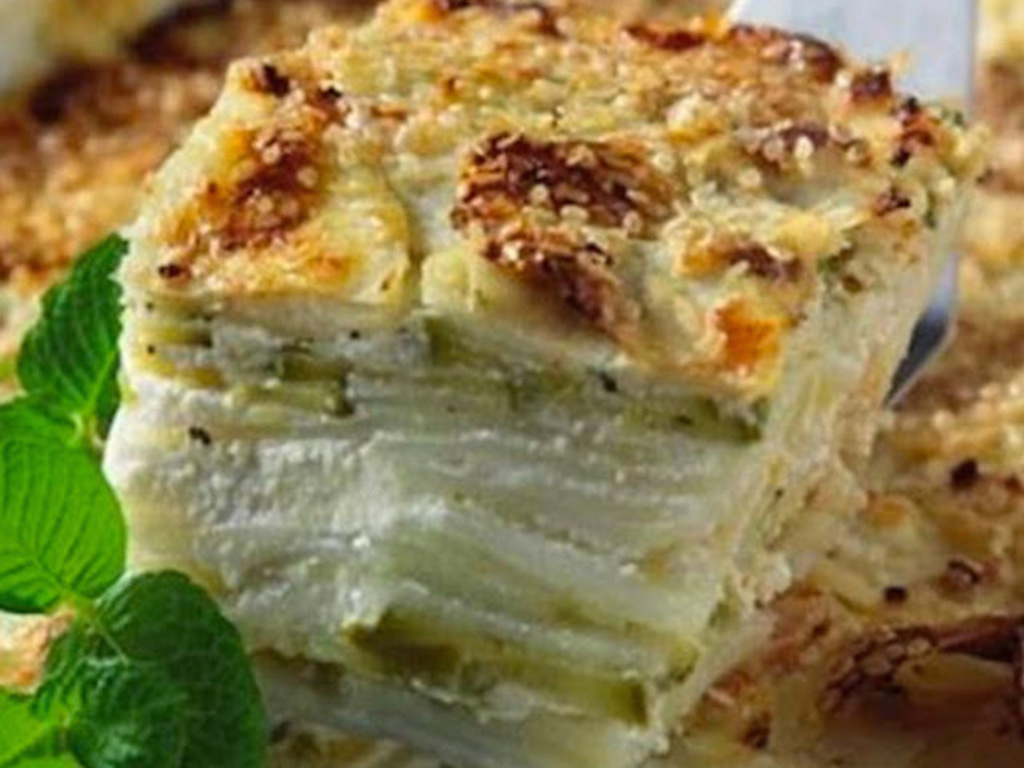 Tortino di patate e zucchine alla cretese - Boureki Haniotiko