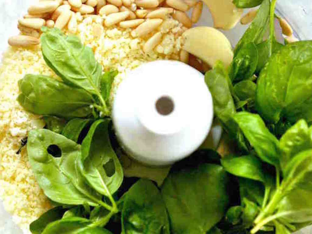 Pesto alla genovese col frullatore   