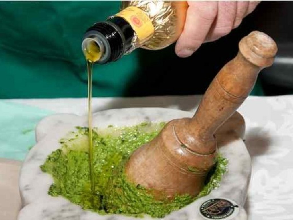 Pesto alla genovese senza pinoli   
