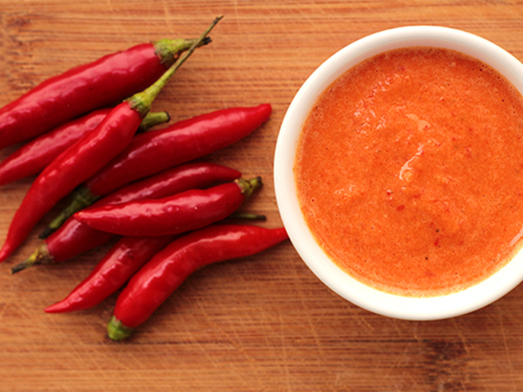 Salsa al peperoncino e limone - Môlho de pimenta e limâo   