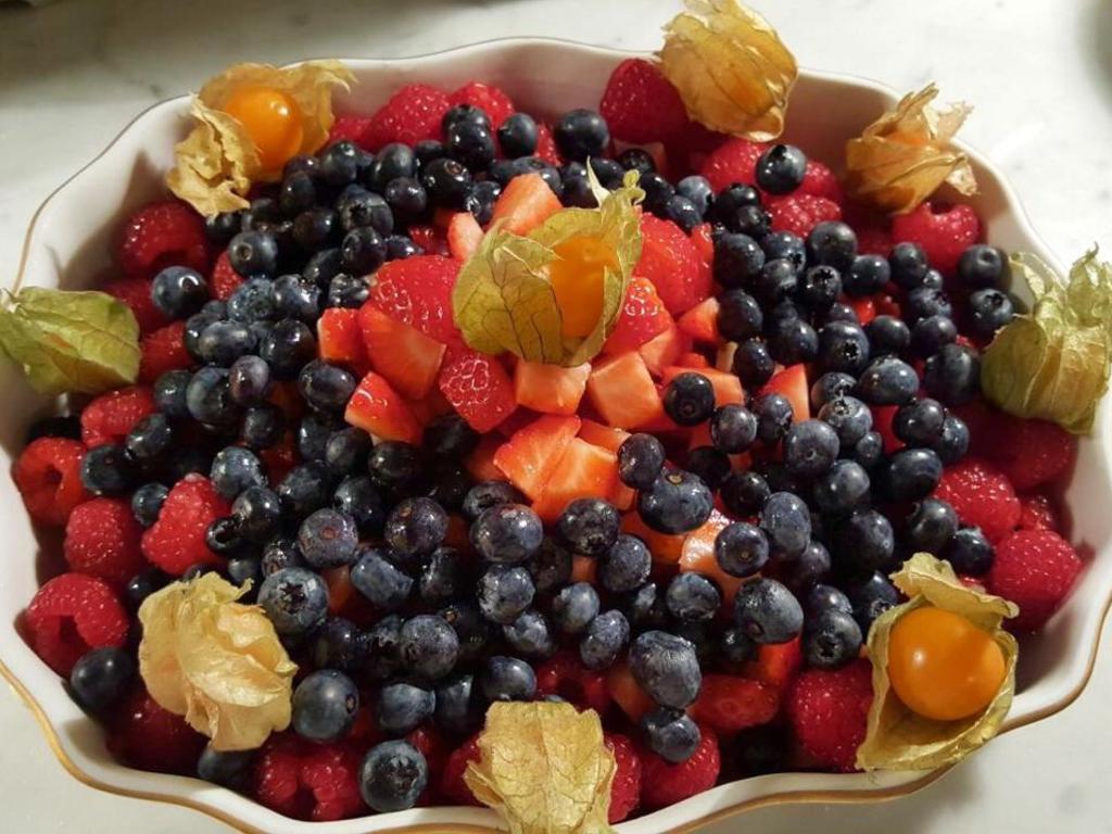 Macedonia di frutti di bosco