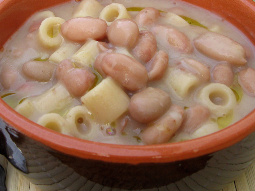 Pasta e fagioli alla milanese -Pasta e faseu a la milanesa