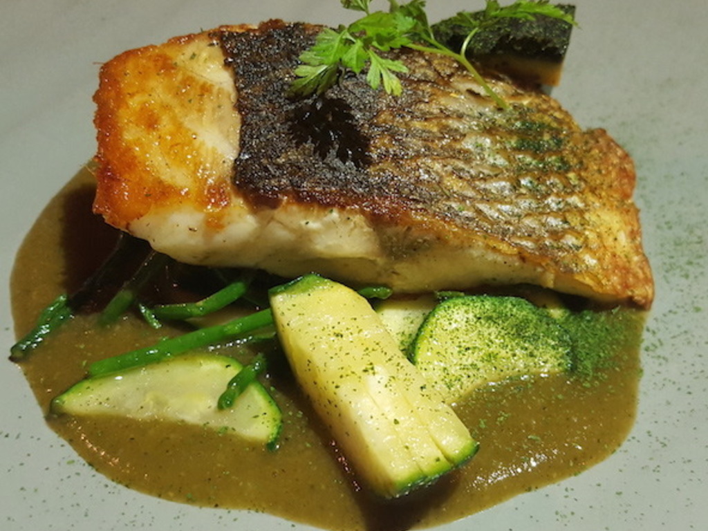 Branzino in mole verde