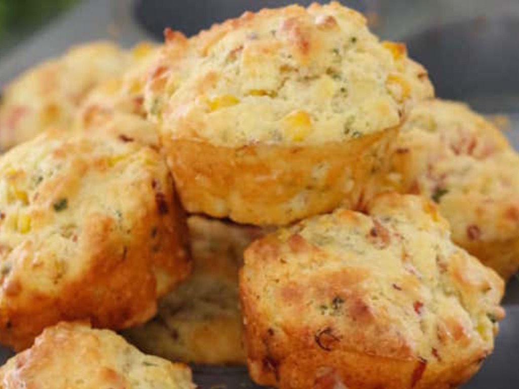 Muffin salato al prosciutto e mais