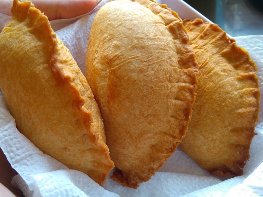 Panzerotti salati con ricotta