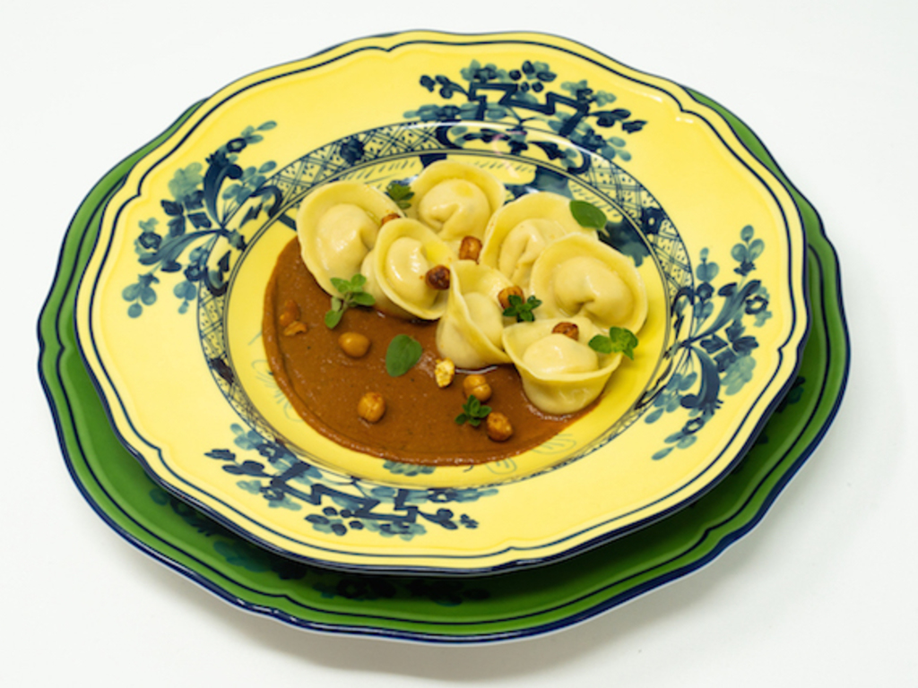 Ravioli di ceci, melanzana affumicata e paprika