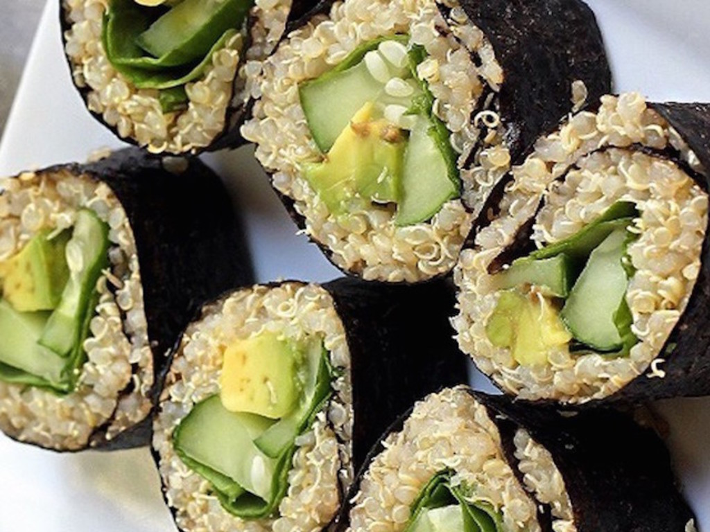 Sushi di quinoa e avocado