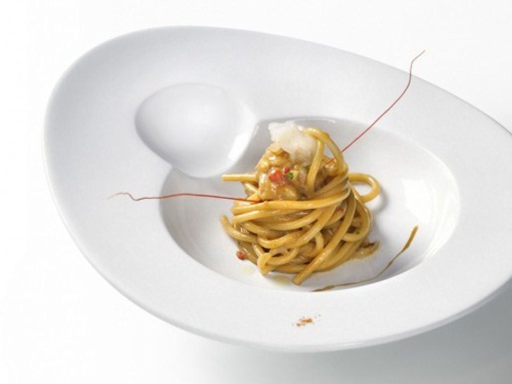 Spaghetti al fegato di seppia, olio e peperoncino