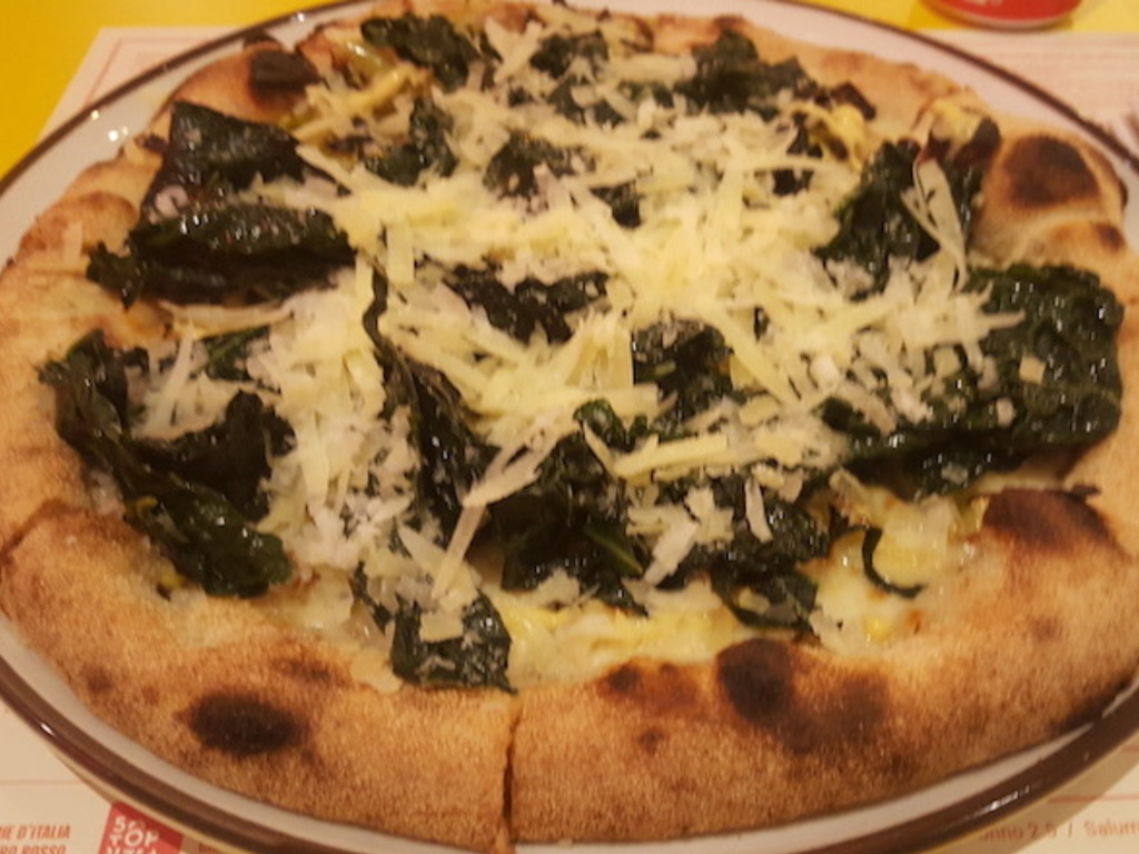 Pizza al cavolo nero