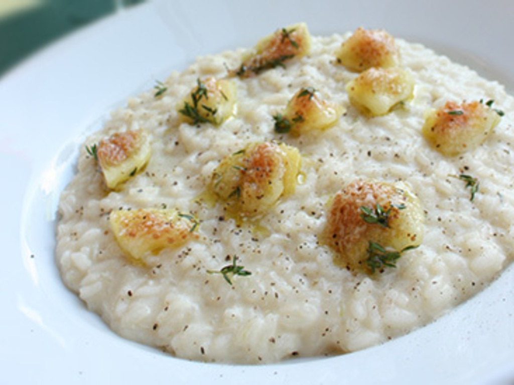 Risotto all’erborinato di capra, fichi freschi e timo