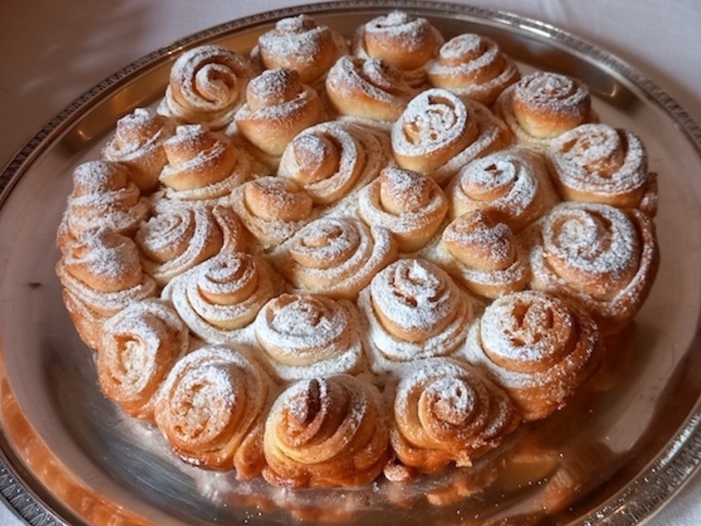Torta delle rose