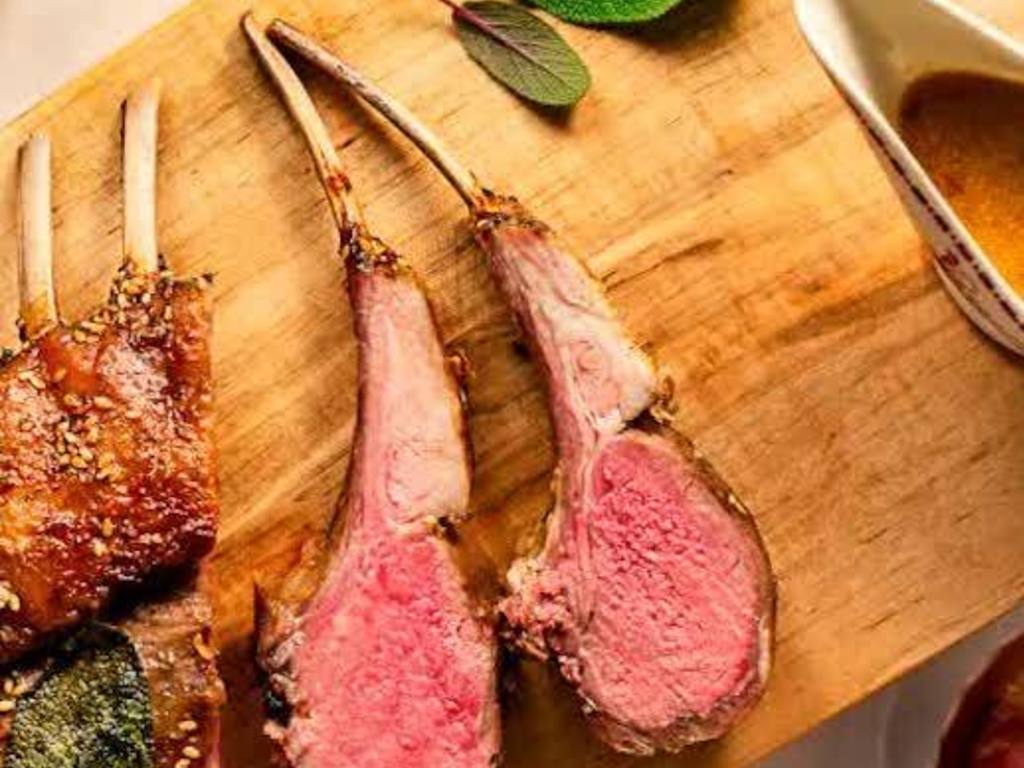 Carré di agnello all'orientale