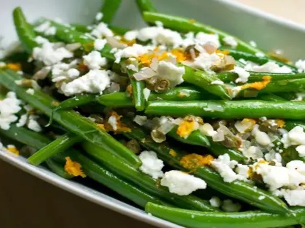 Fagiolini in insalata con capperi e feta