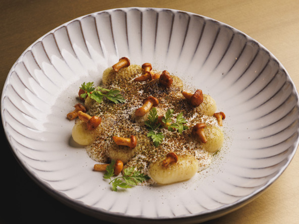 Gnocchi di patate e finferle