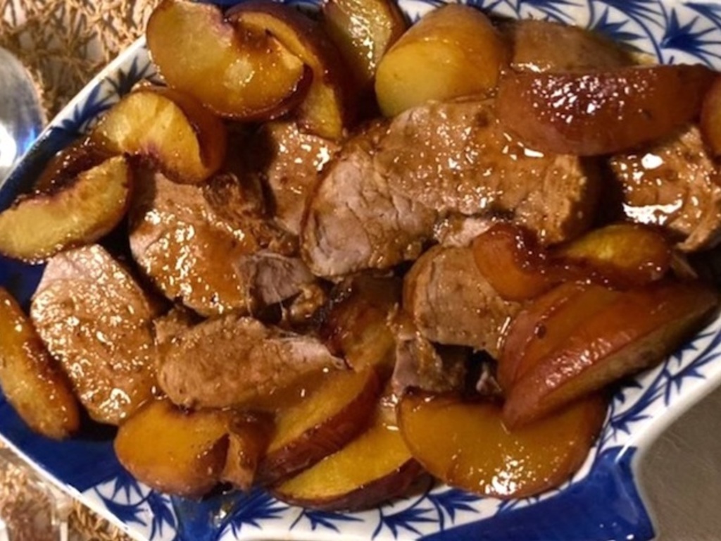 Filetto di maiale al miele con prugne 