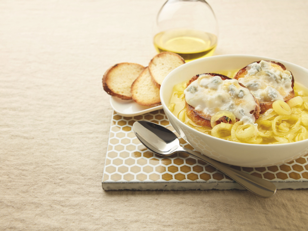 Zuppa di cipolle con Gorgonzola Dop