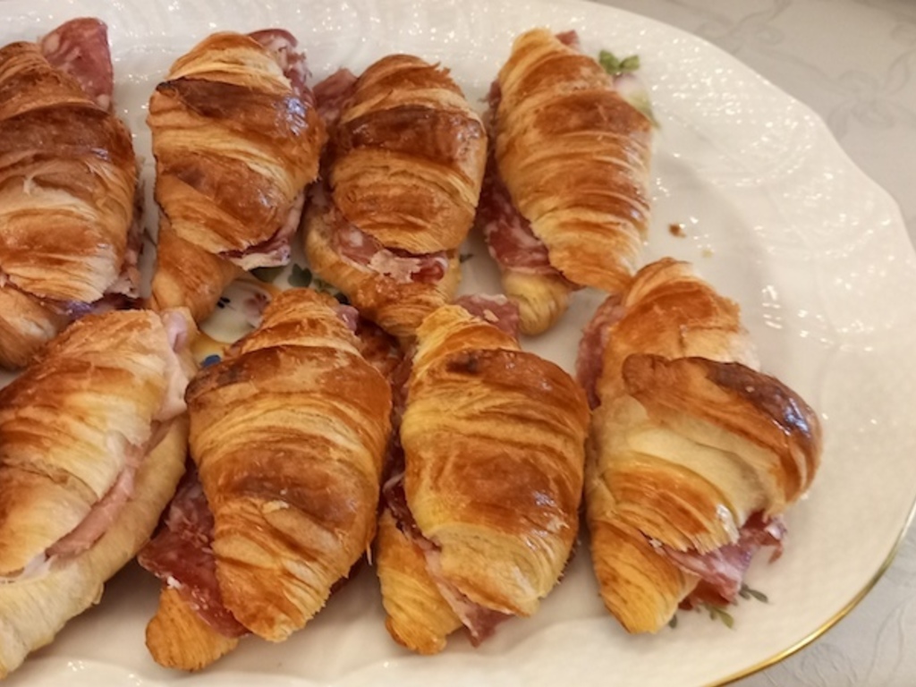 Briochine salate al salame