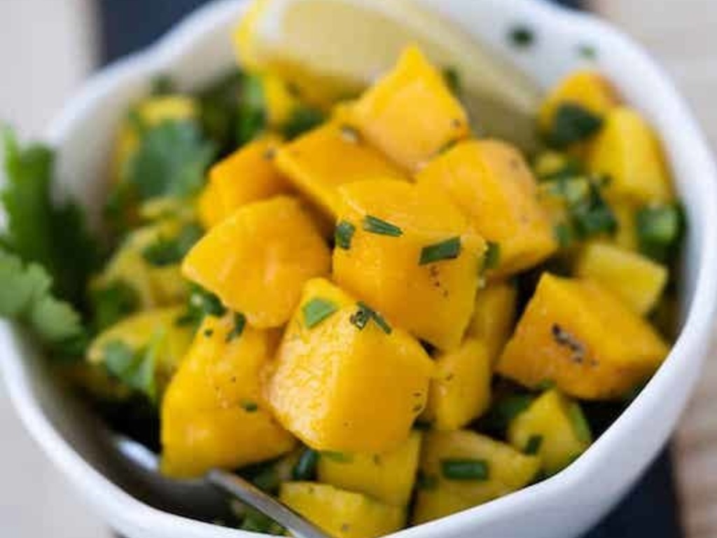 Mango in insalata