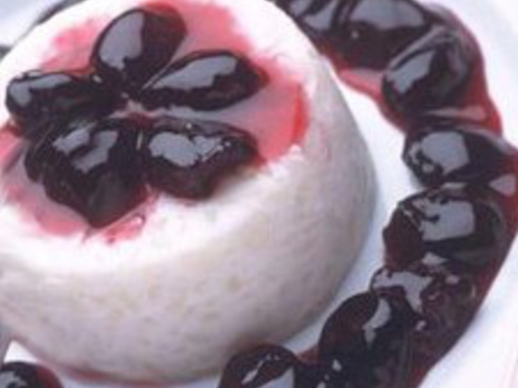 Riso al latte con ciliegie sciroppate