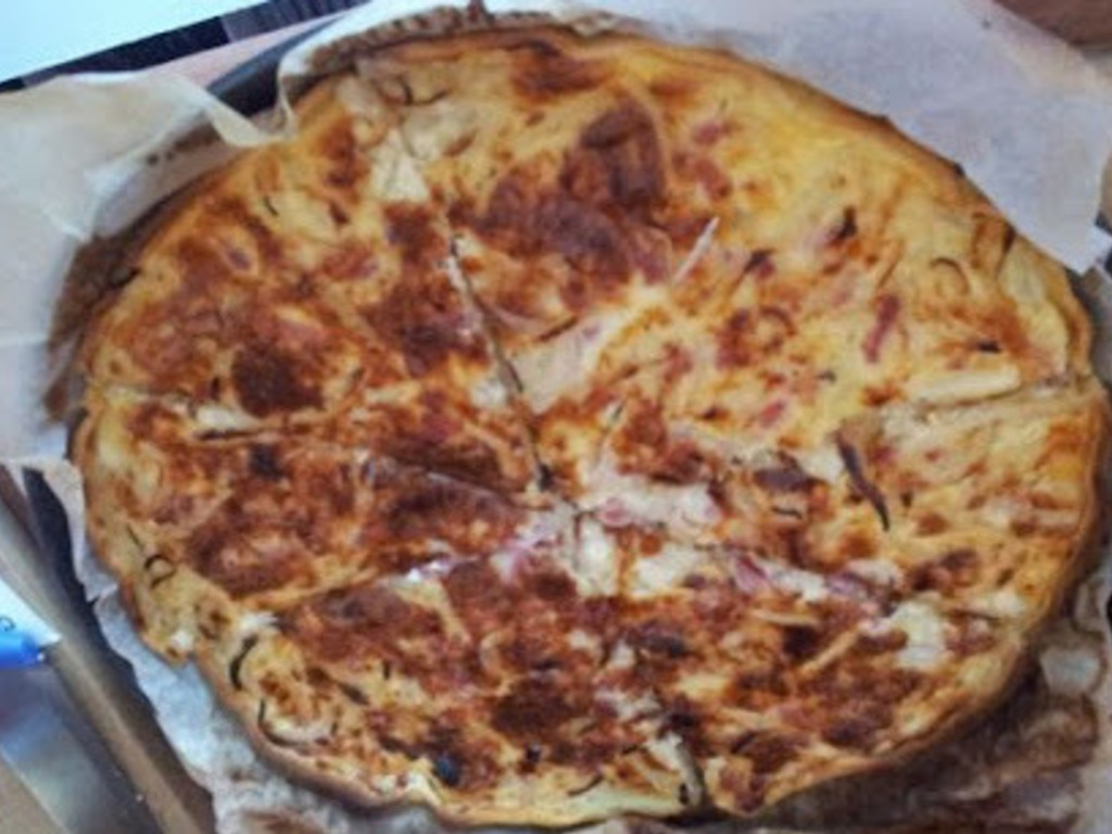 Torta salata di cipolle