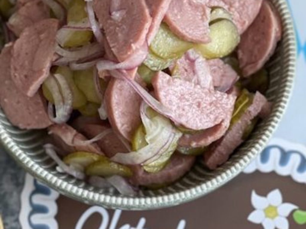 Wurstsalat – Insalata di salsiccia bavarese