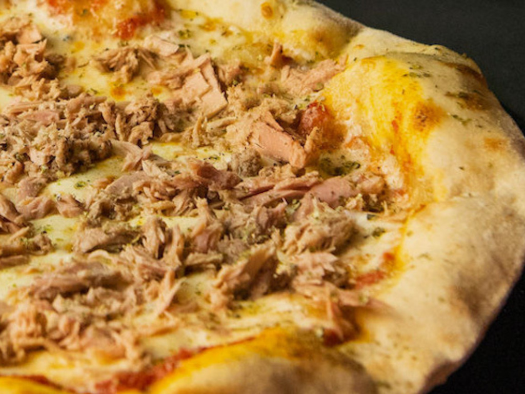 Pizza col tonno
