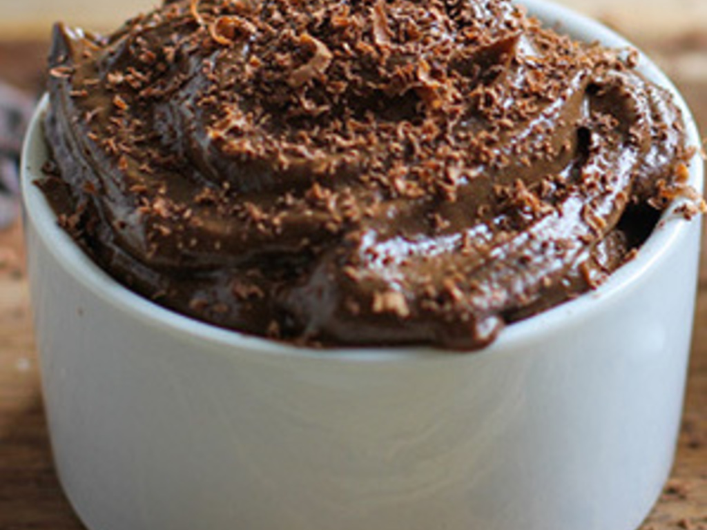 Mousse di yoghurt al cioccolato fondente