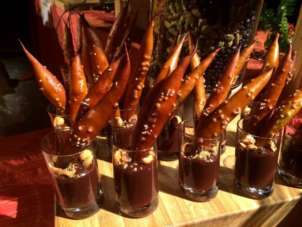 Pretzel alla cannella e crema di nocciola