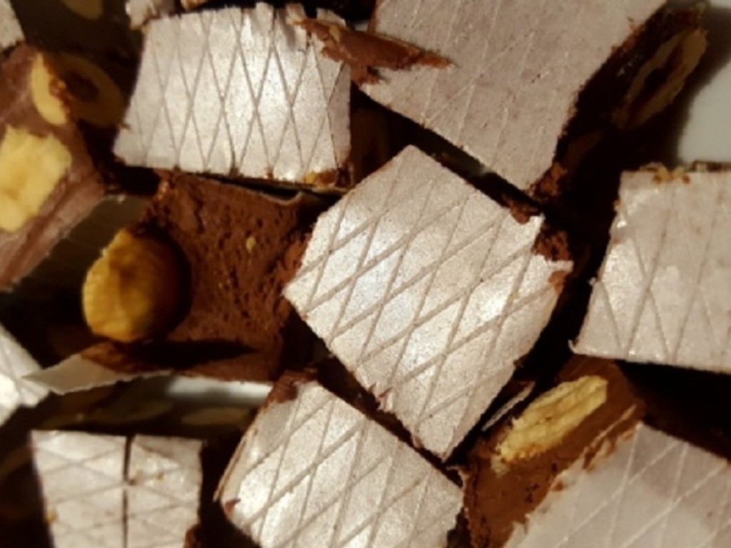 Torrone tenero aquilano di cioccolato e nocciole