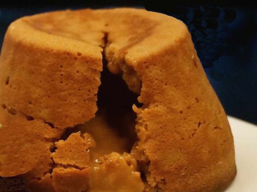 Tortino di cioccolato con cuore fondente al dulce de leche